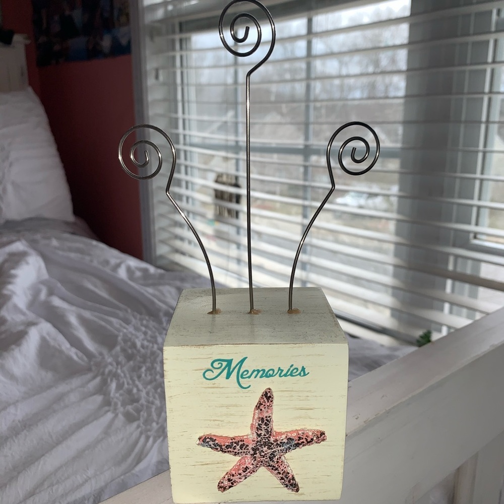Picture Holder